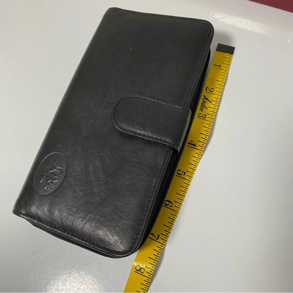 Buxton Black Leather Wallet Model 39 Ensemble Clutch